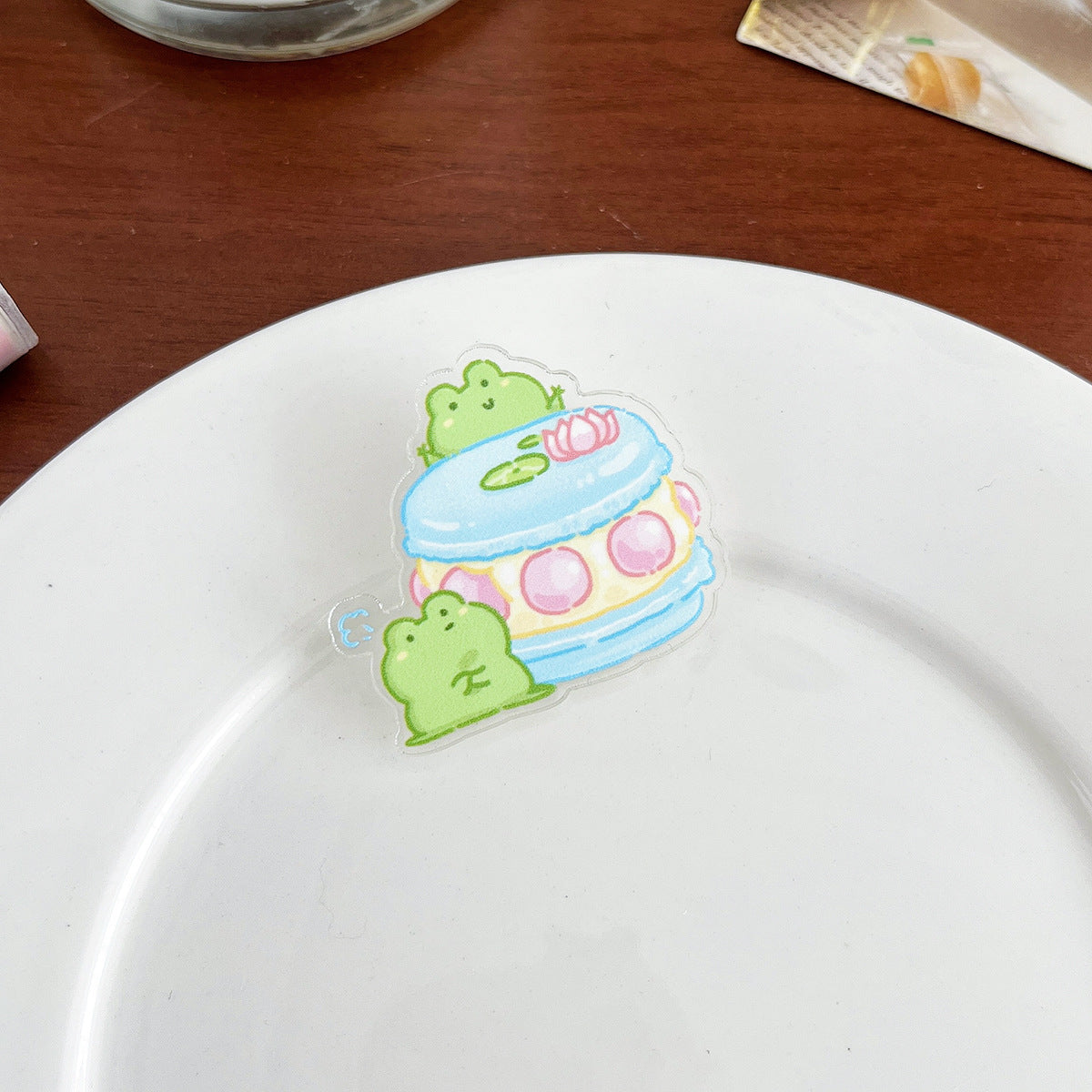 Cute Cartoon Acrylic Brooch - Modomu