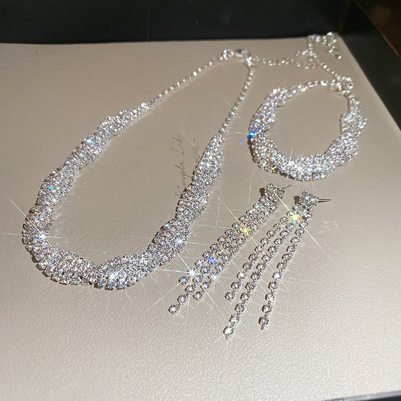 Twist Jewelry Set with Modern Silhouette - Modomu
