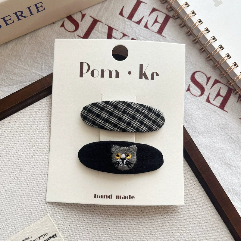 Cat Plaid Hairpin - Modomu