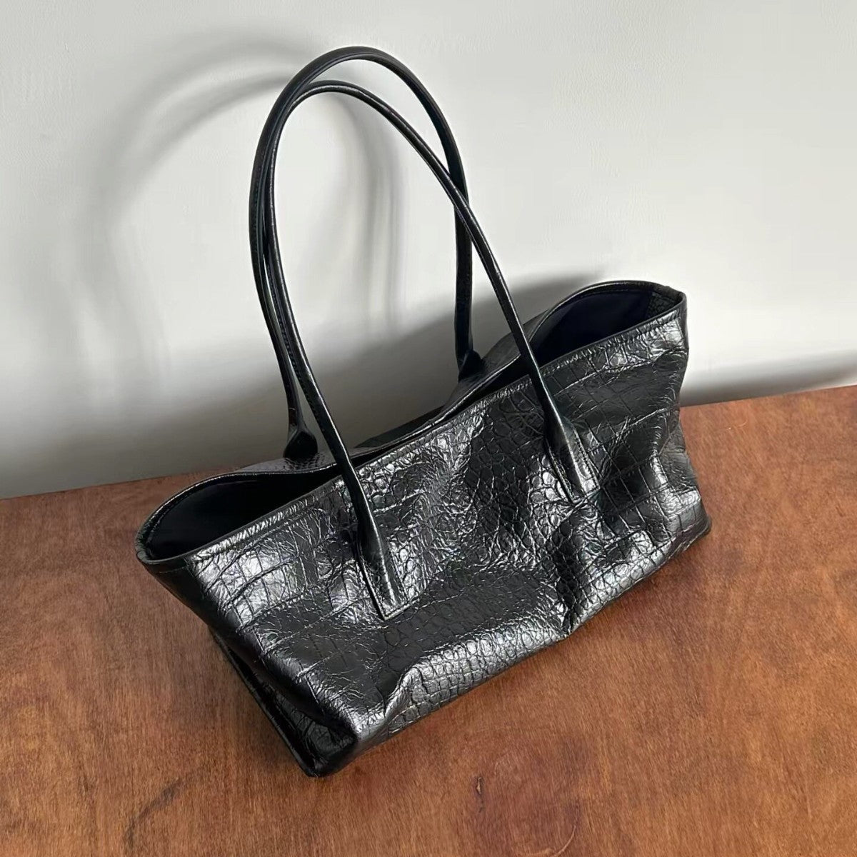 Croc Effect East West Tote