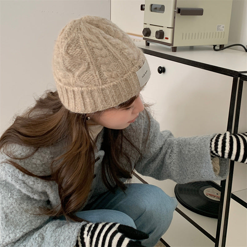 Cable Knit Slouchy Beanie - Modomu