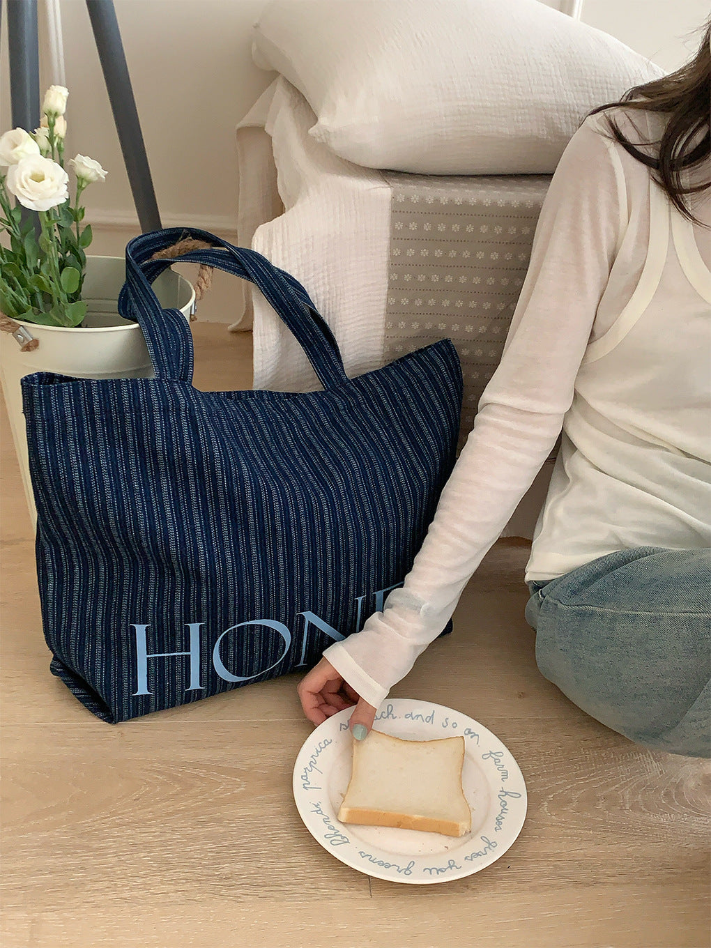 Casual Canvas Shoulder Messenger Bag