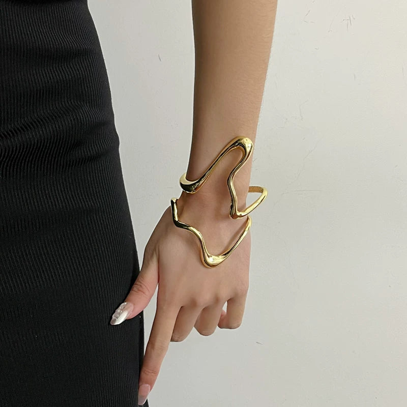 Irregular Wave Open Bracelet - Modomu