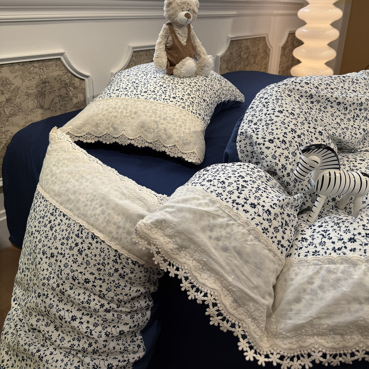 Lace Trim Cotton Bedding Set