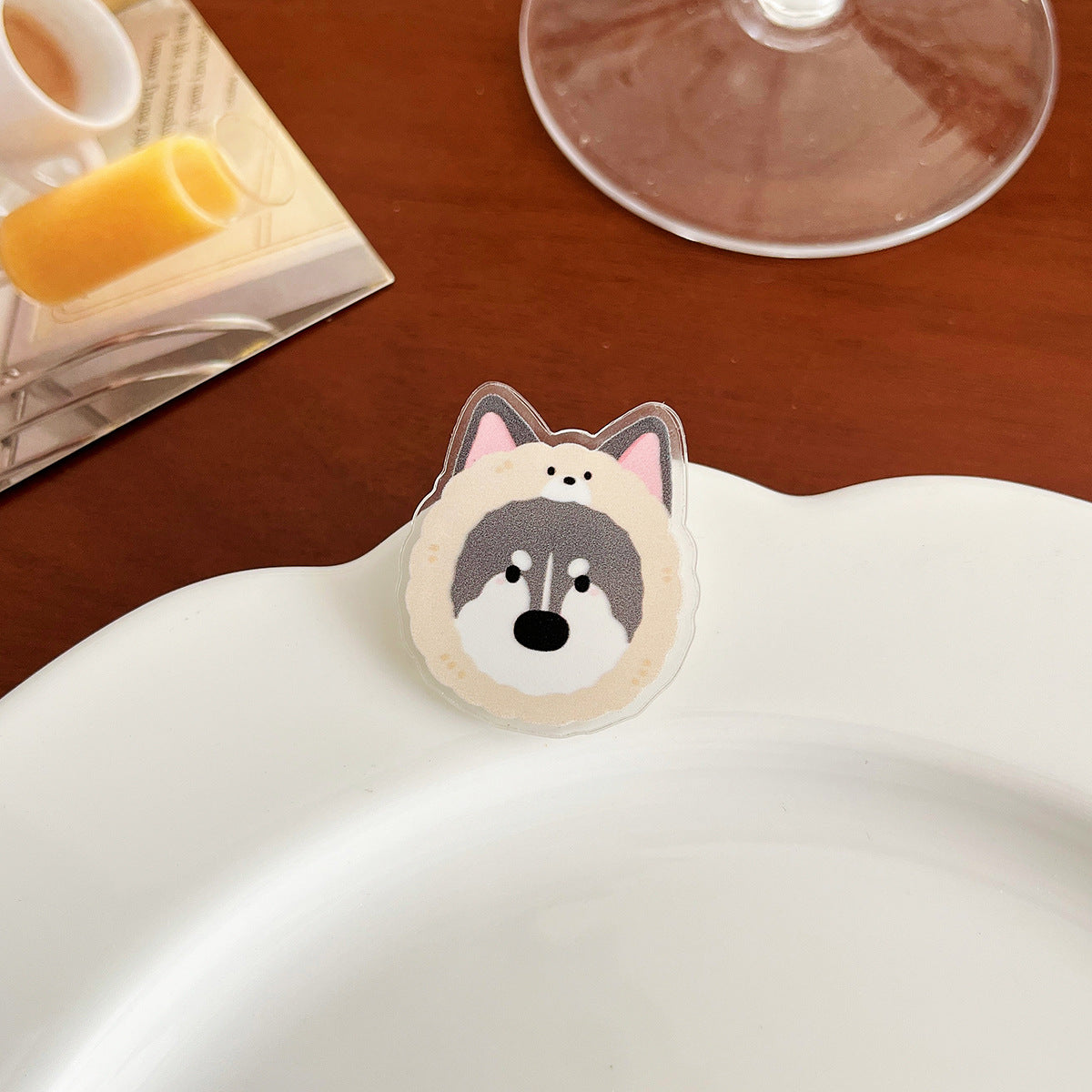 Cute Dog Acrylic Brooch - Modomu