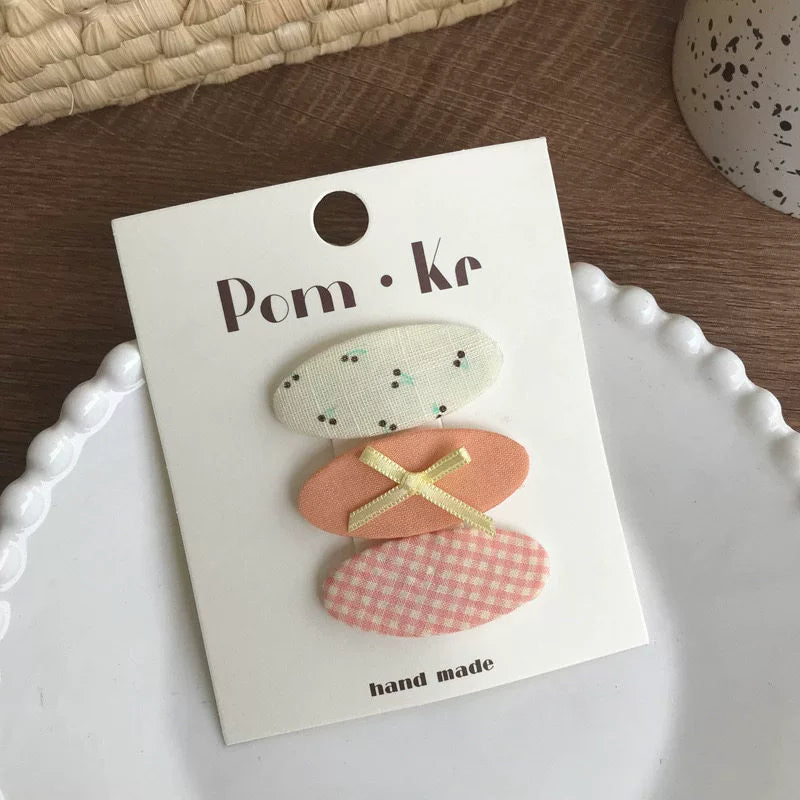 Oval Plaid Floral Hair Clip - Modomu