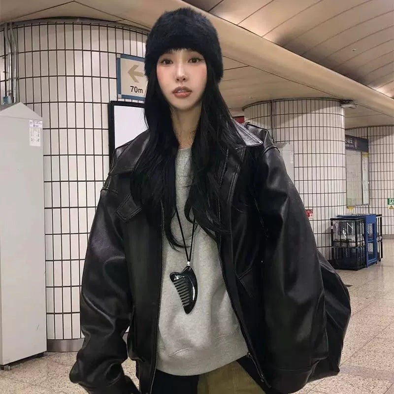 Black Leather Horn Comb Necklace