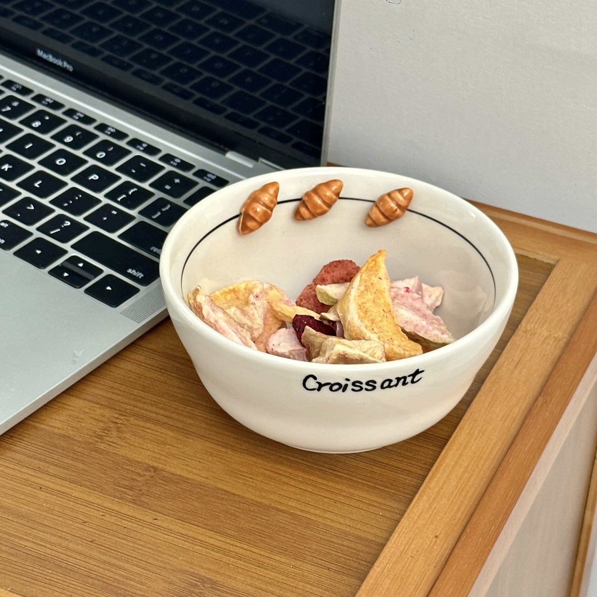 Embossed Croissant Ceramic Bowl - Modomu