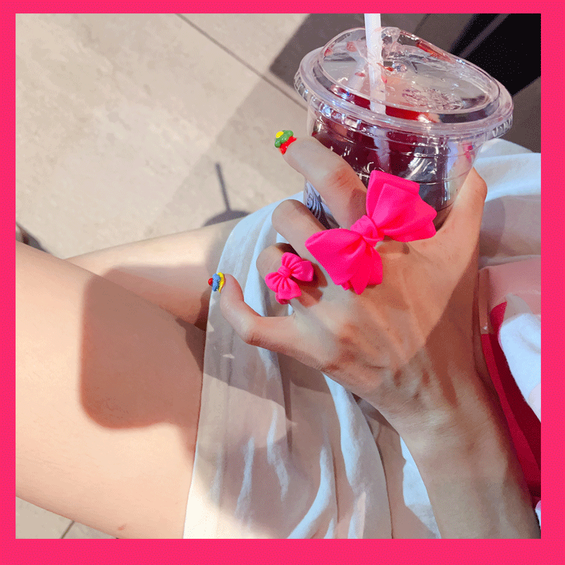 Exaggerated Bow Statement Ring - Modomu