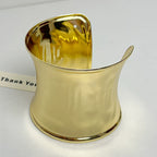 Curved Open Cuff Bracelet - Modomu