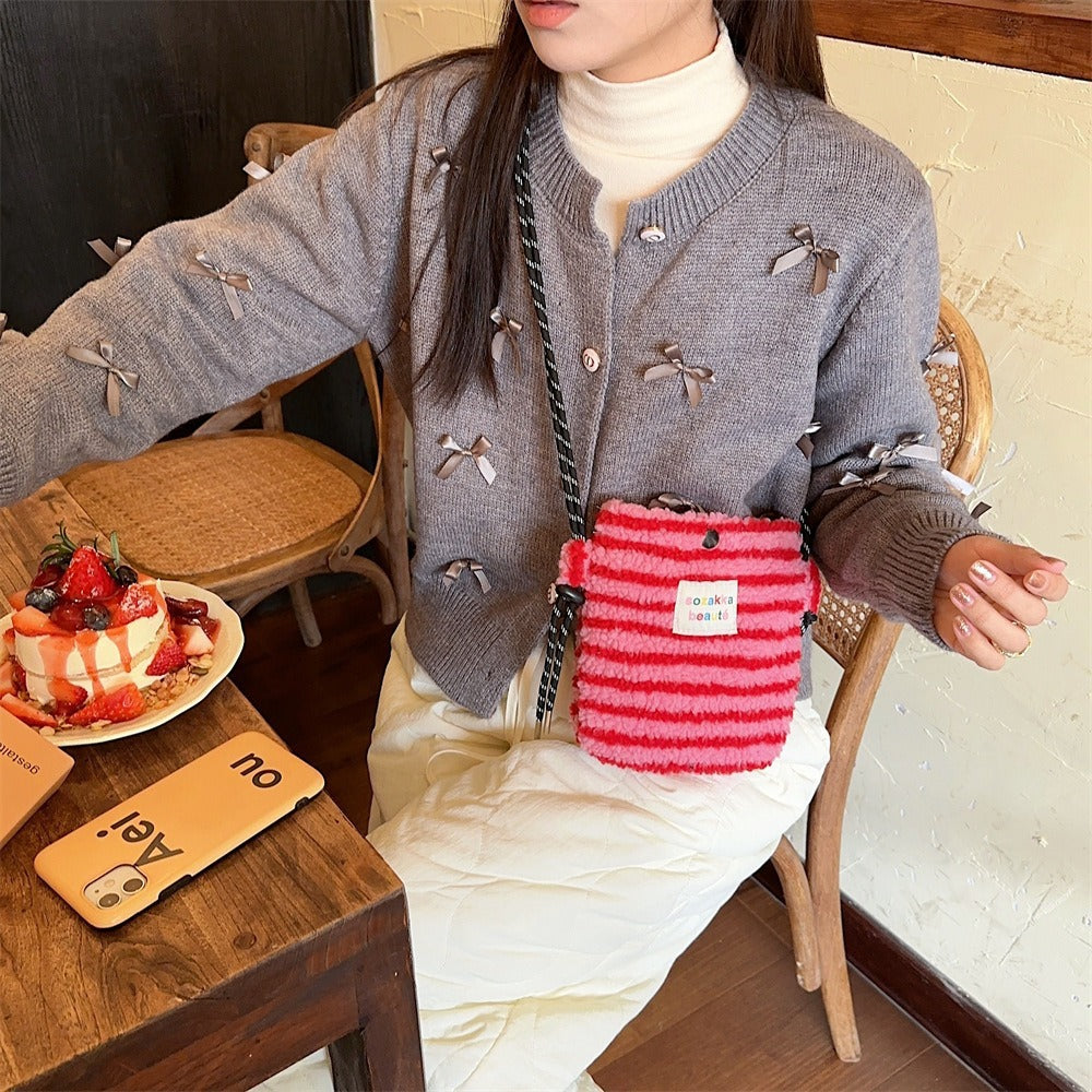 Plush Polka Dot Shoulder Bag - Modomu