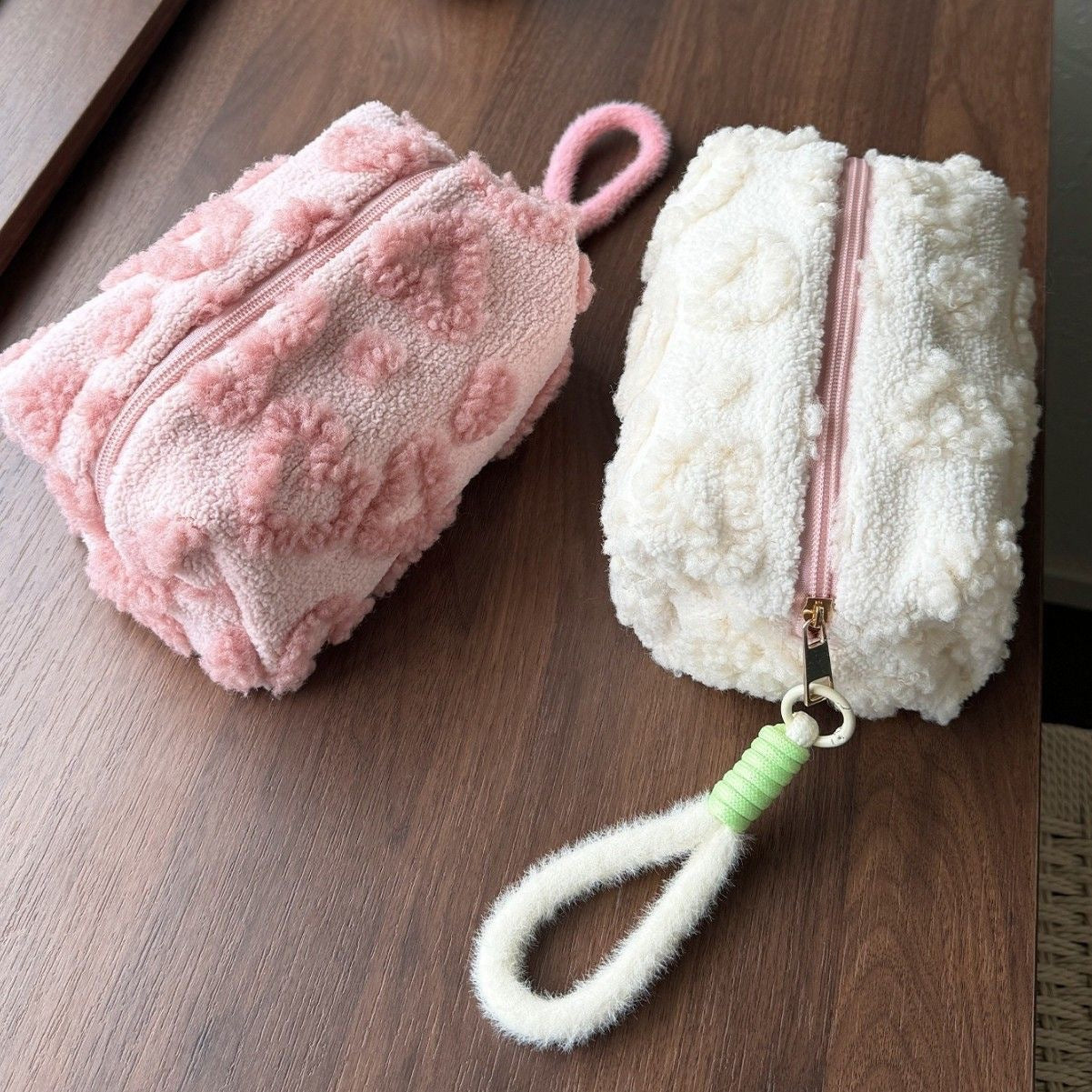 Plush Heart Travel Cosmetic Bag - Modomu