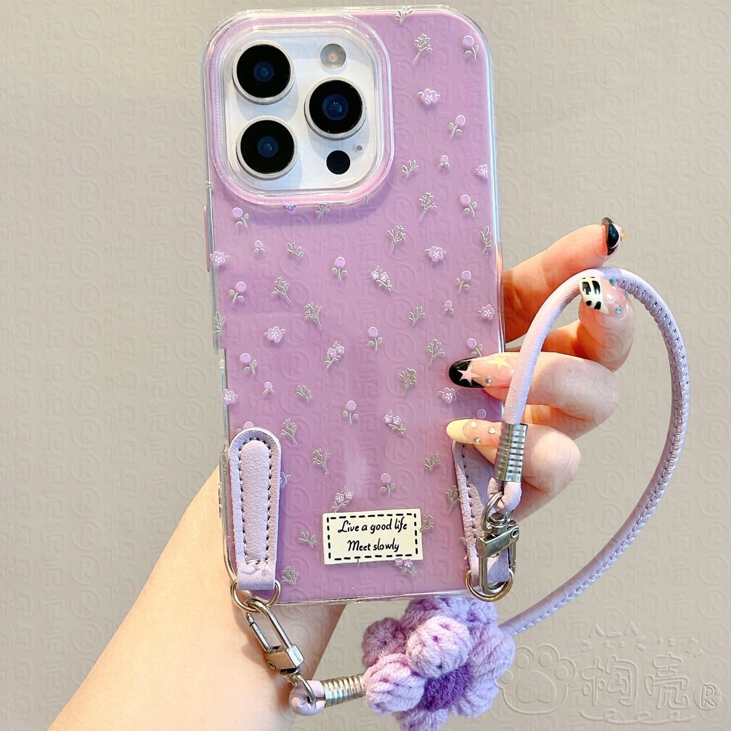 2-in-1 iPhone Case with Pendant - Modomu
