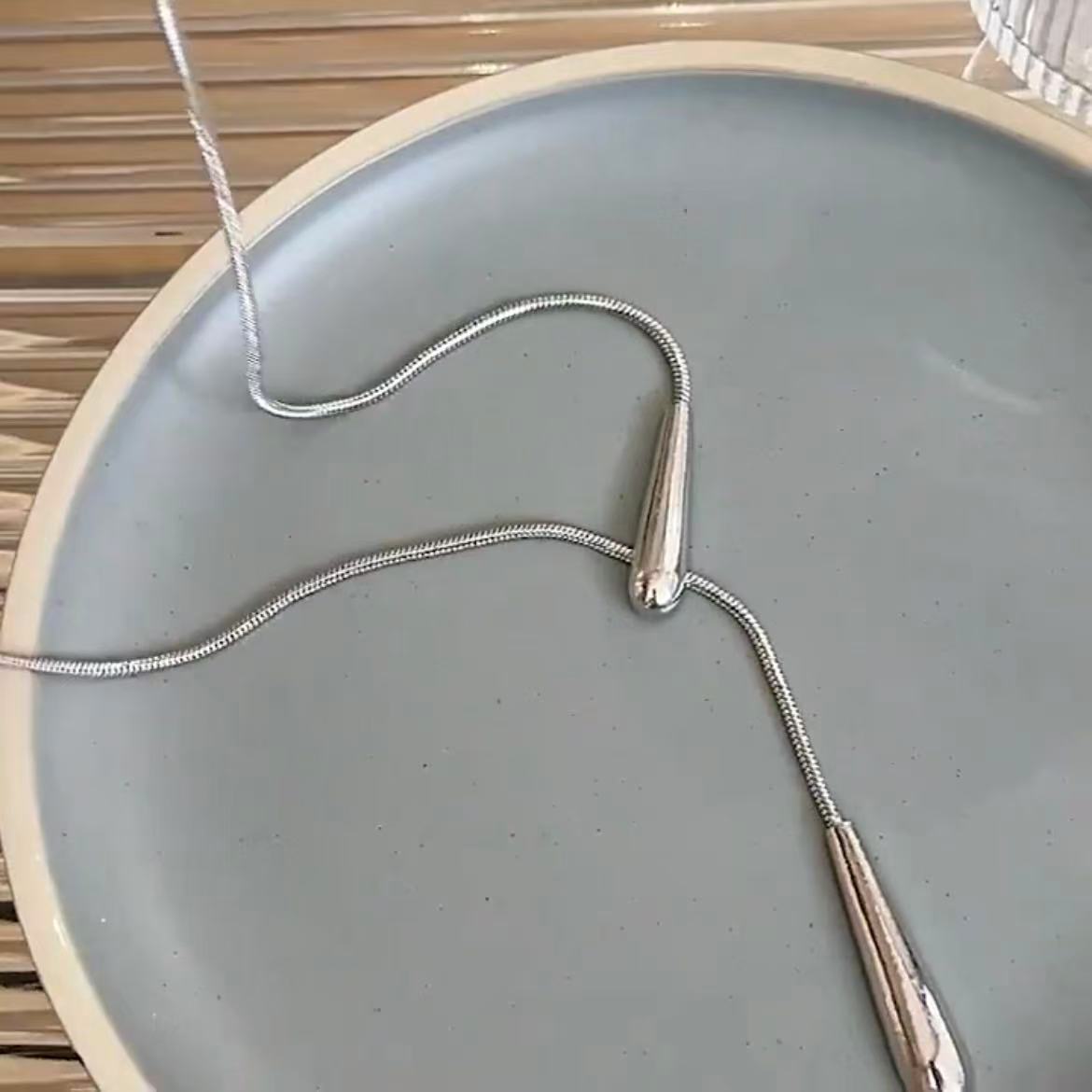 Water Drop Pendant Necklace - Modomu