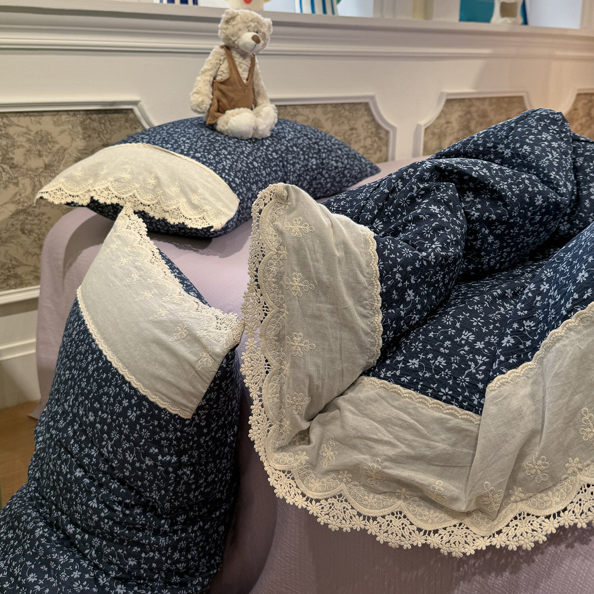 Lace Trim Cotton Bedding Set