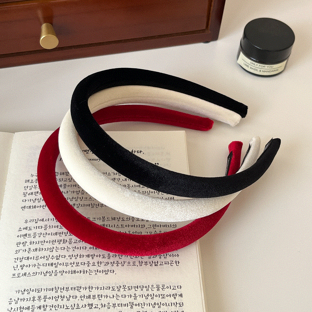 Velvet Retro Thin Headband - Modomu