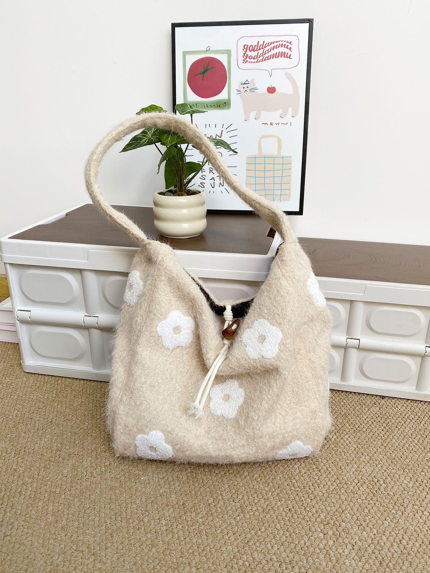 Plush Floral Shoulder Tote Bag - Modomu