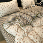 Scalloped Lace Quilted Cotton Coverlet