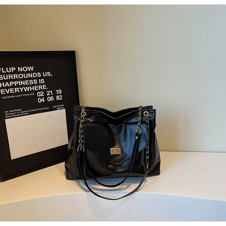 Structured Lock Shoulder Bag - Modomu