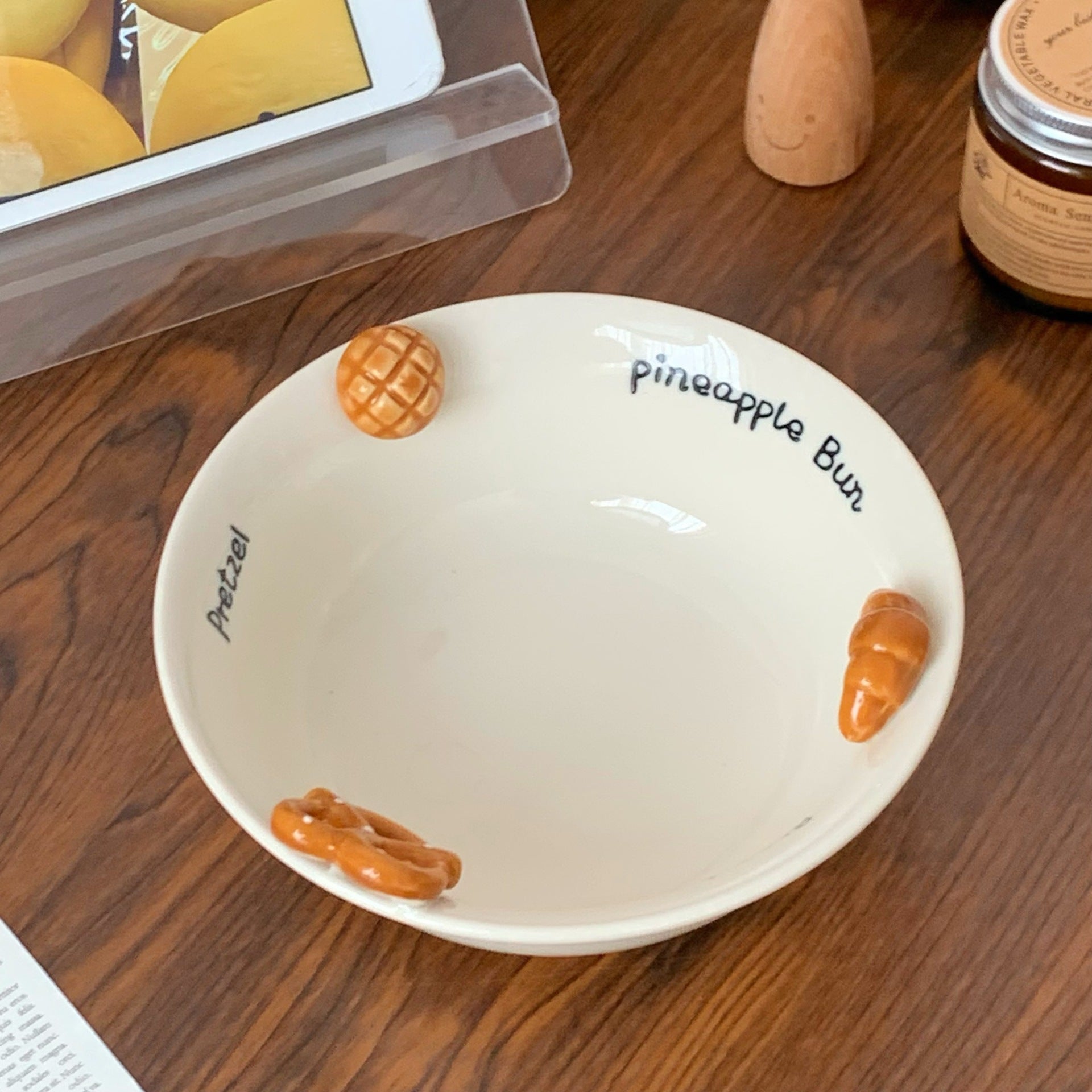 Embossed Croissant Ceramic Bowl - Modomu
