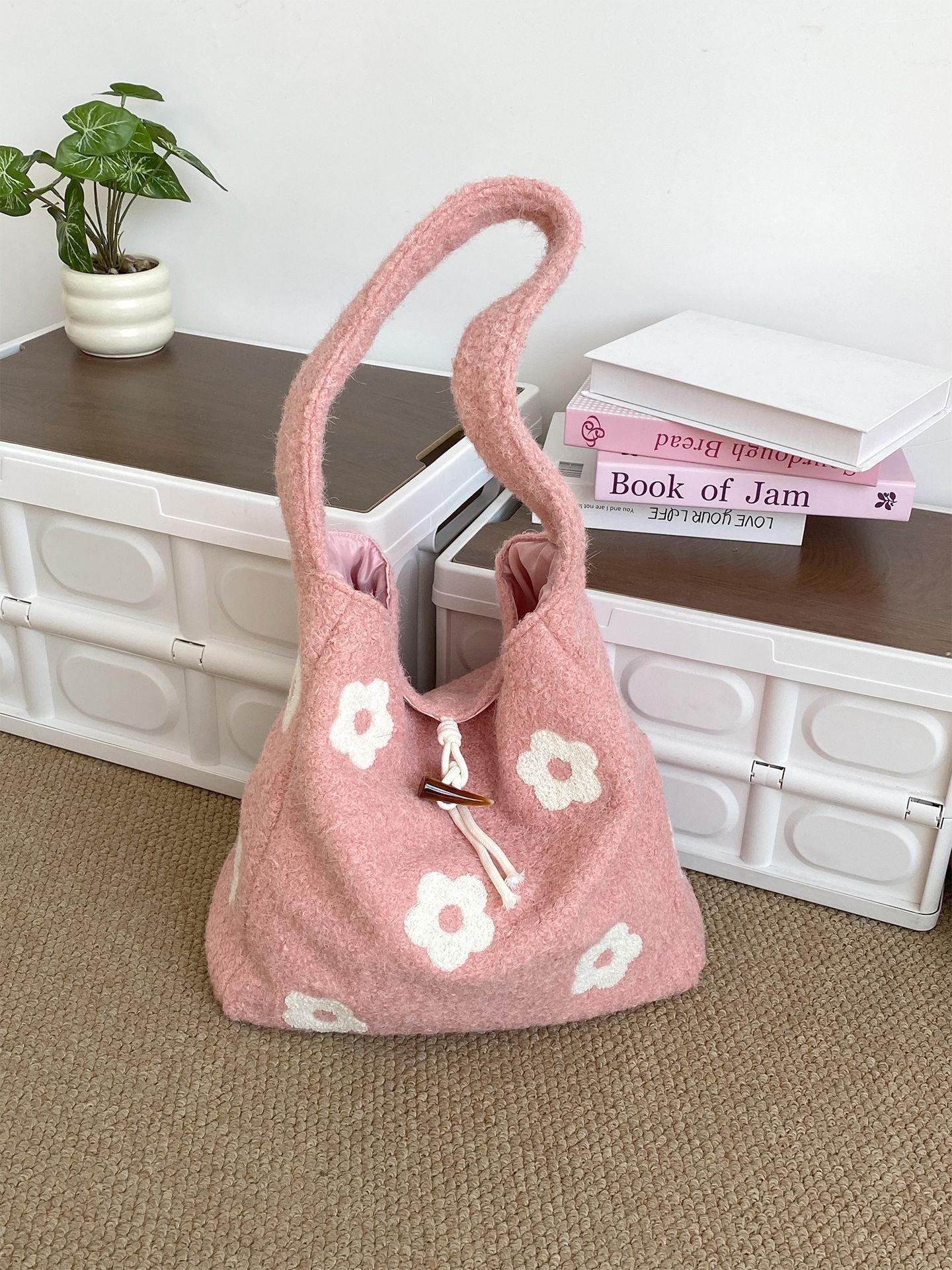 Plush Floral Shoulder Tote Bag - Modomu