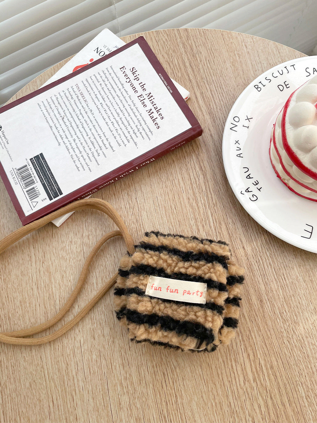 Plush Mini Earphone Case - Modomu