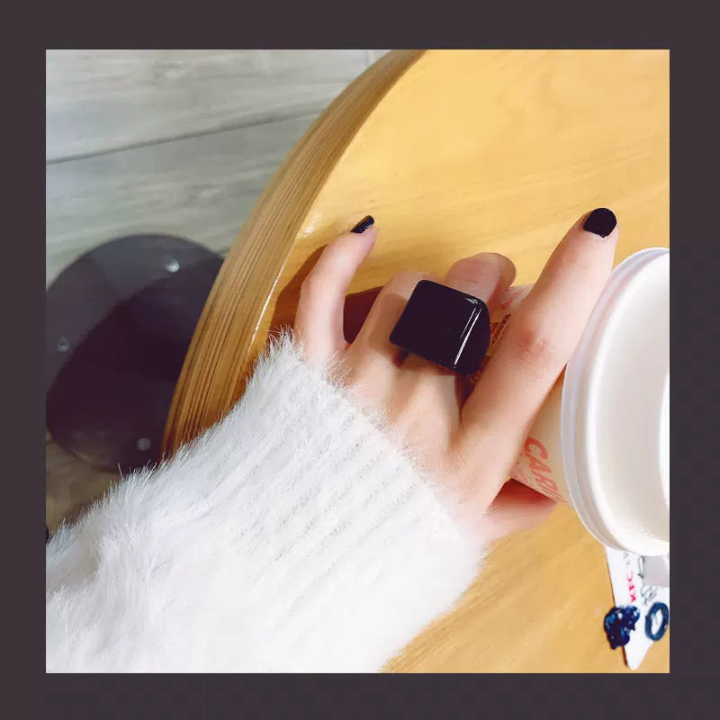 Chunky Square Acrylic Ring - Modomu