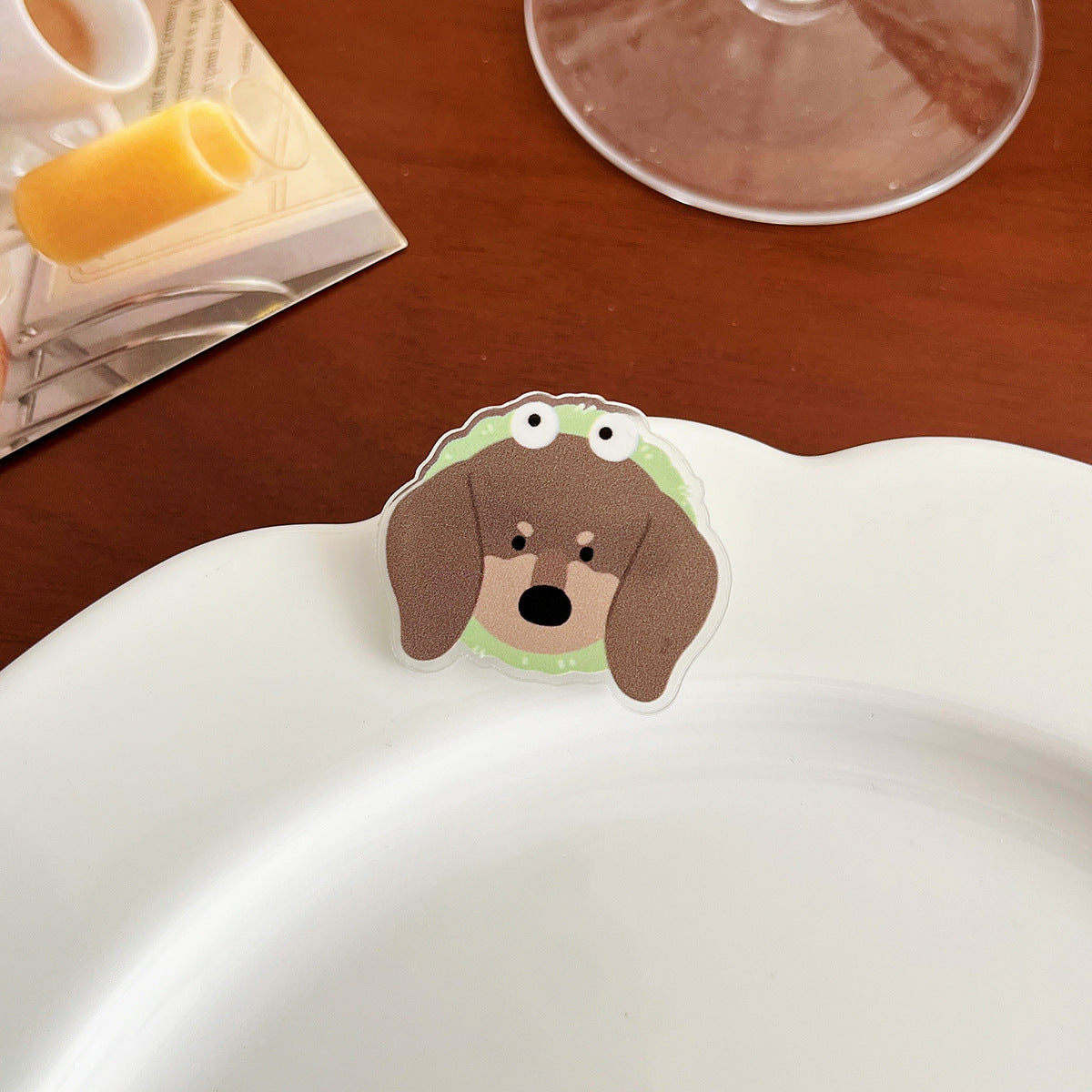 Cute Dog Acrylic Brooch - Modomu