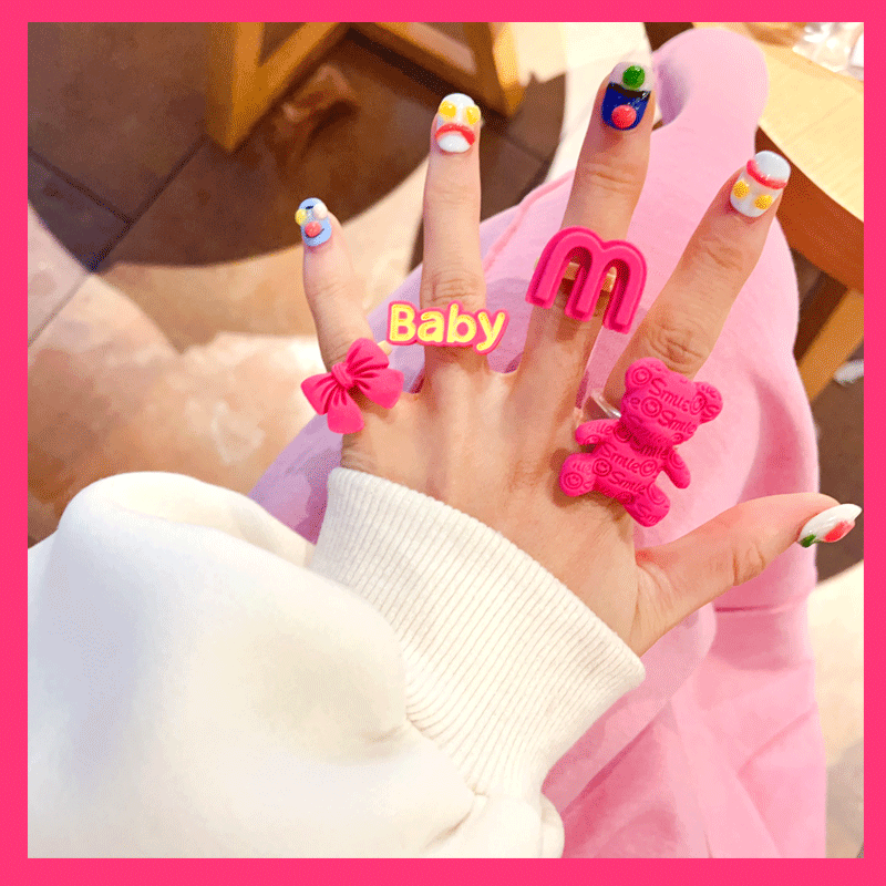 Exaggerated Bow Statement Ring - Modomu