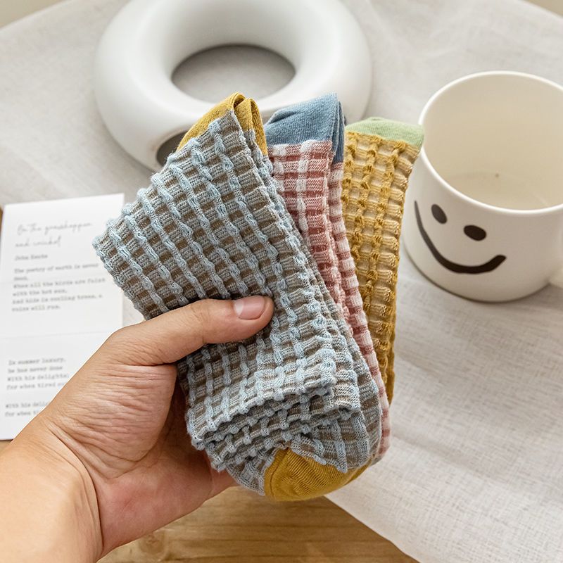 Waffle Check Contrast Toe Socks