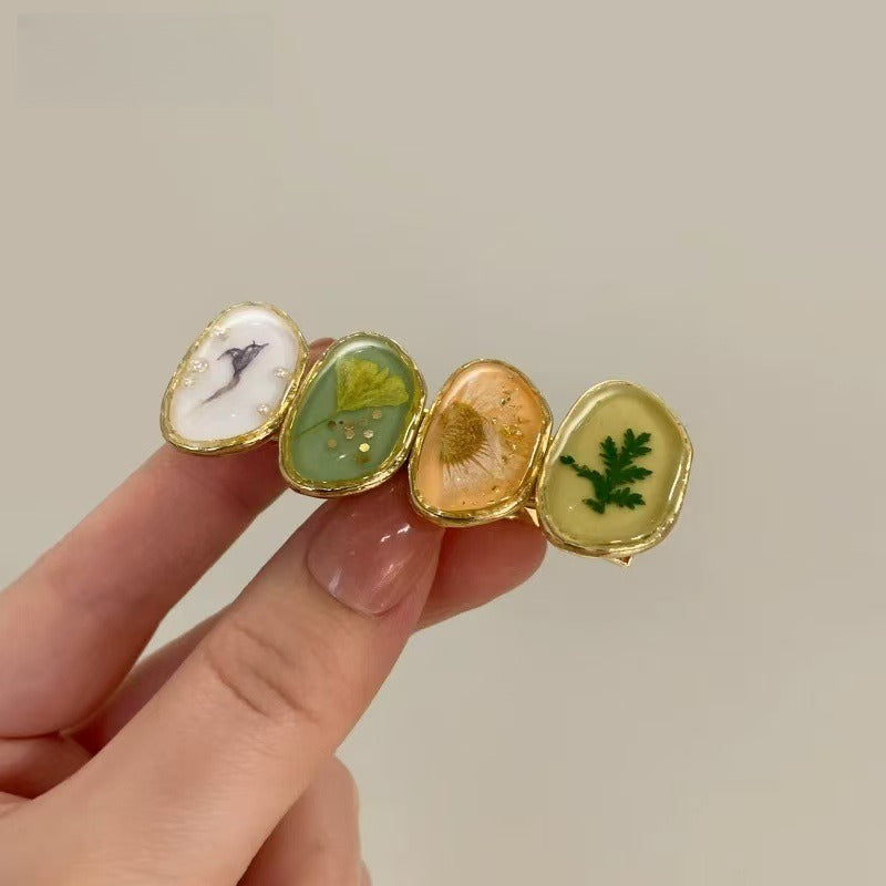 Oval Dried Flower Hair Clip - Modomu