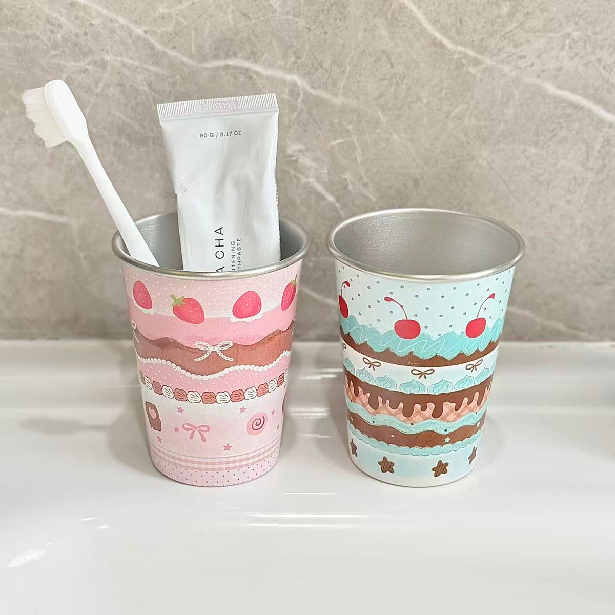 Strawberry Cake Toothbrush Cup