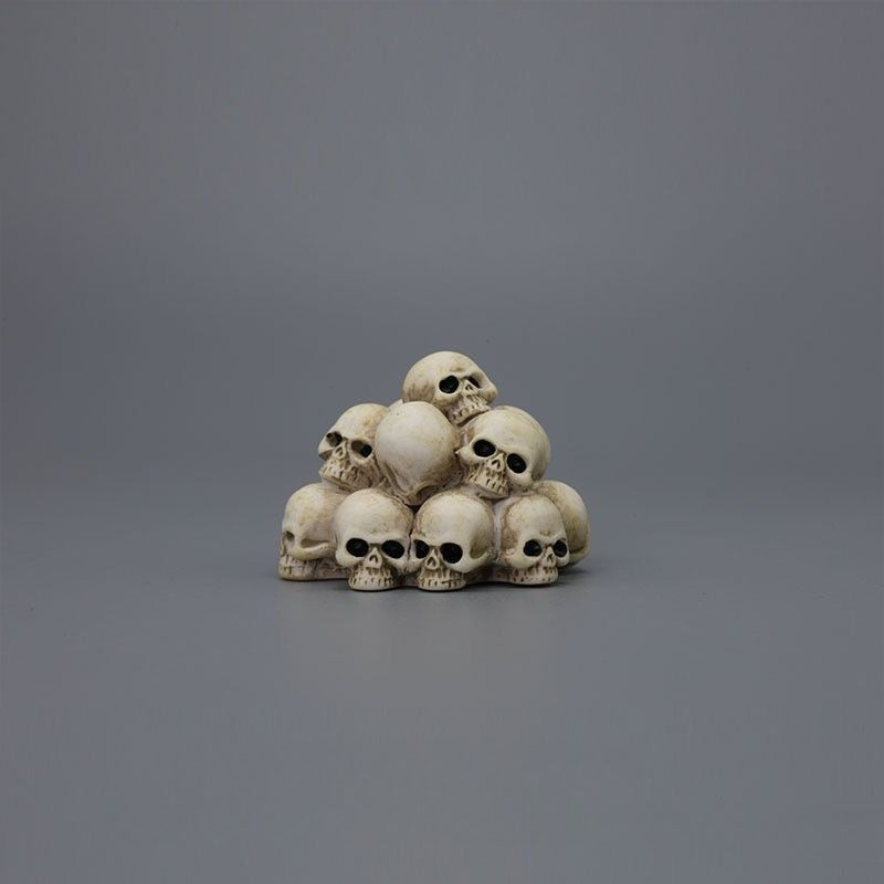 Tiny Skull Pile Figures