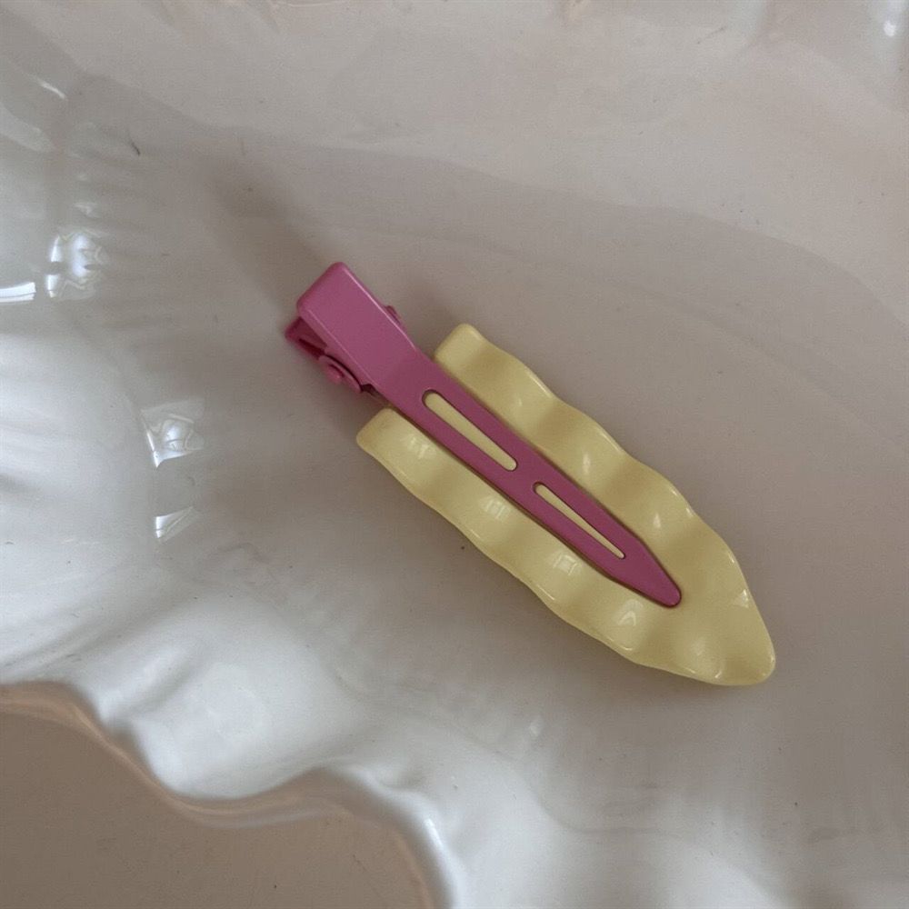 Retro Metal Wave Hair Clip