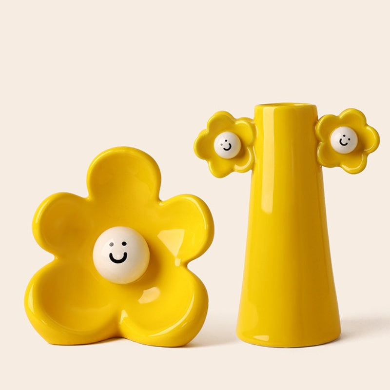 Smiley Face Ceramic Flower Vase - Modomu