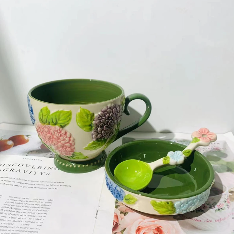 Embossed Floral Breakfast Mug