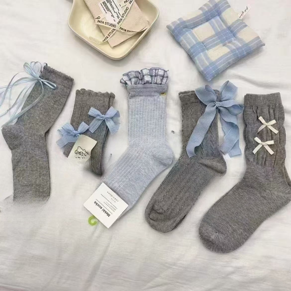 Bow Detail Plaid Lace Socks - Modomu