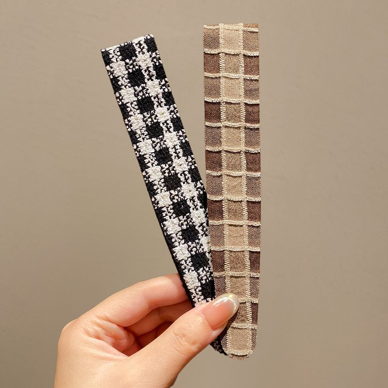 Plaid Flyaway Hair Band