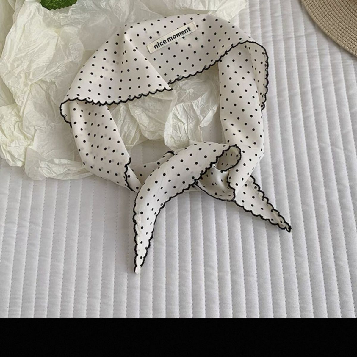 Minimalist Triangle Scarf Accessory - Modomu