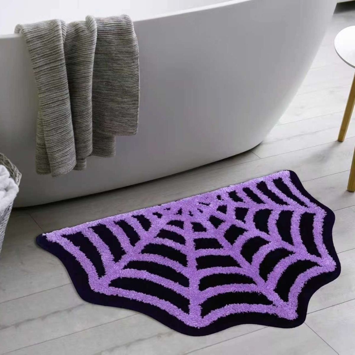 Cobweb Shaped Bath Mat
