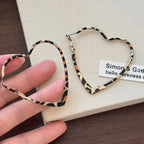 Retro Leopard Heart Earrings