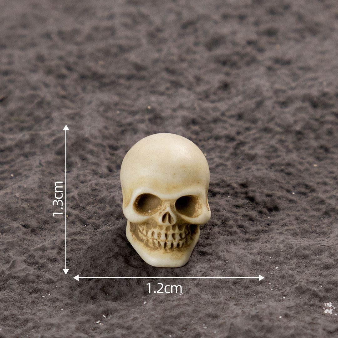 Tiny Skull Pile Figures