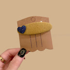 Dotted Heart Oval Snap Clip