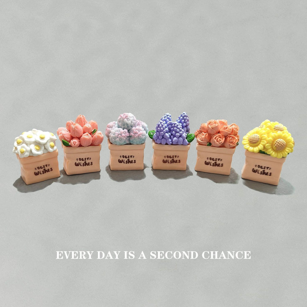 Mini Romantic Flower Desk Ornaments