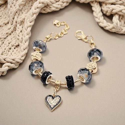 Delicate Charm Bracelet Design - Modomu