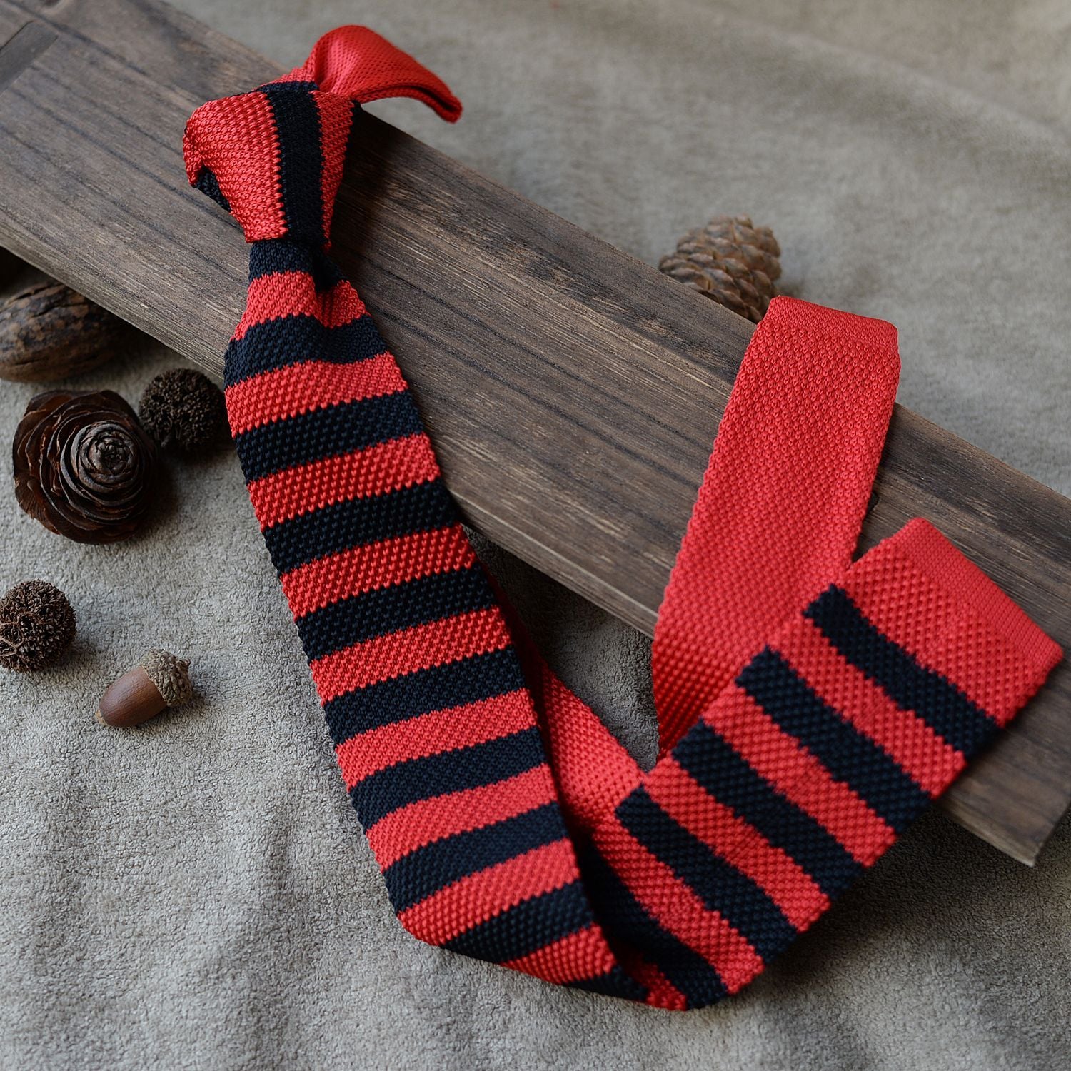 Striped Knit Tie Vintage Style - Modomu