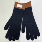 Contrast Cuff Touchscreen Gloves black