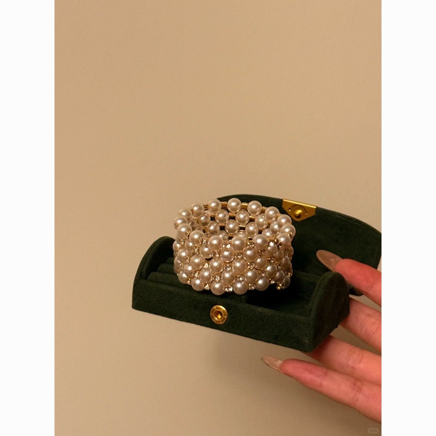 Vintage Multi-Layer Pearl Bracelet - Modomu