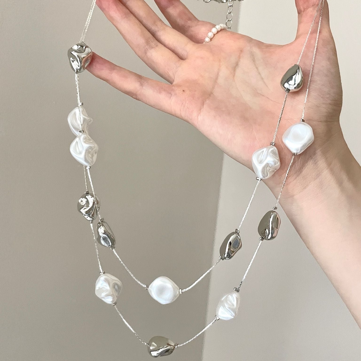 Irregular Long Beaded Necklace - Modomu