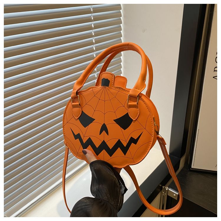 Pumpkin Face Round Bag